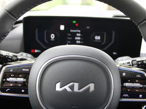 New 2026 Kia Carnival SX Prestige FWD image 34
