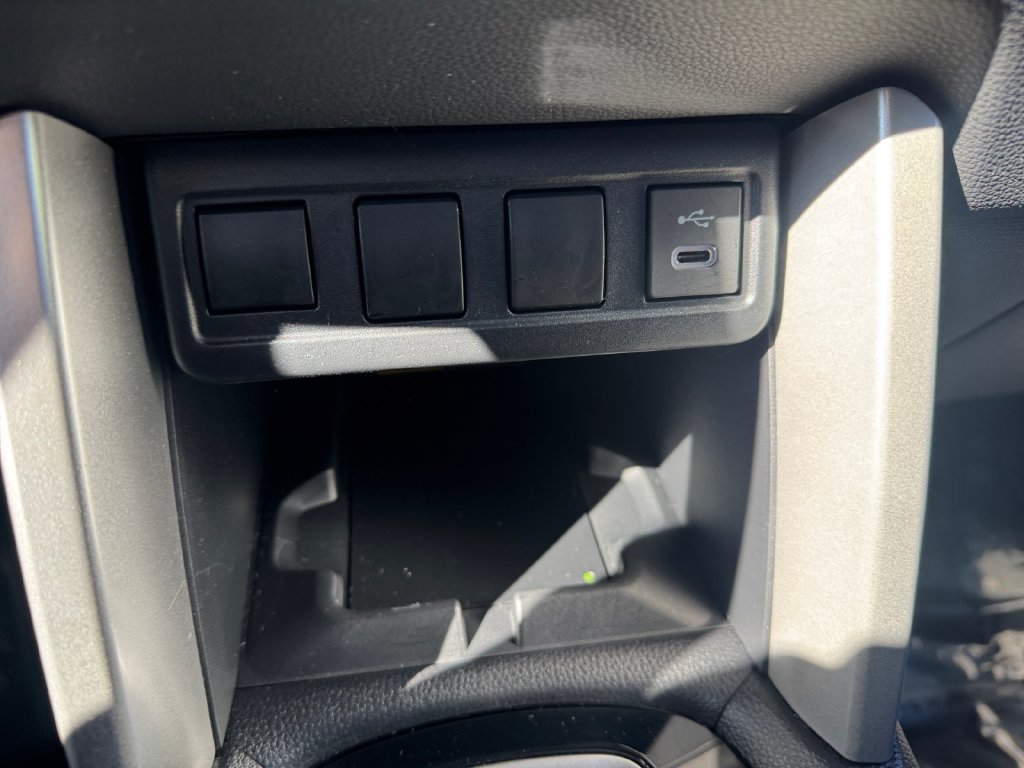 Used 2024 Toyota Corolla Cross LE FWD image 23