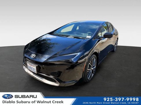 Used 2023 Toyota Prius Limited FWD image 1