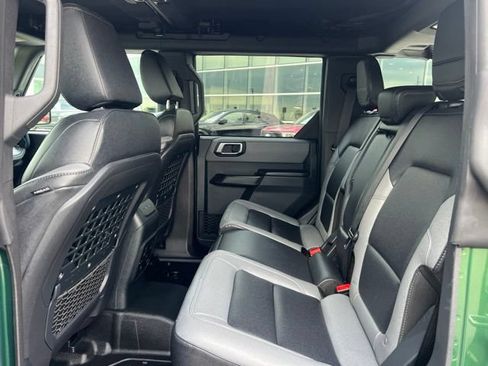 Used 2024 Ford Bronco Black Diamond AWD/4WD image 16