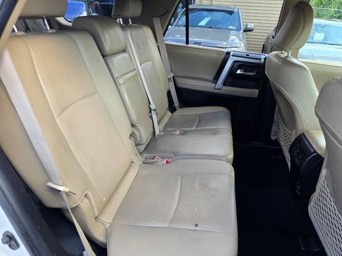 Used 2016 Toyota 4Runner Limited AWD/4WD image 34