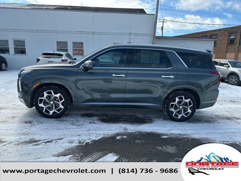 Used 2022 Hyundai Palisade Calligraphy image 2