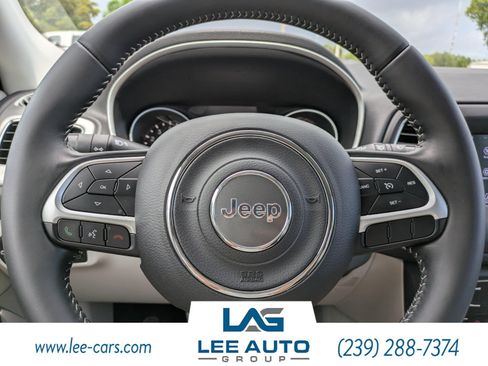 Used 2019 Jeep Compass Latitude w/ Popular Equipment Group FWD image 23