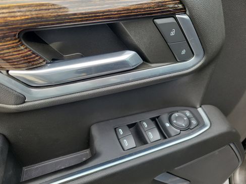 Used 2022 GMC Sierra 1500 Elevation image 20