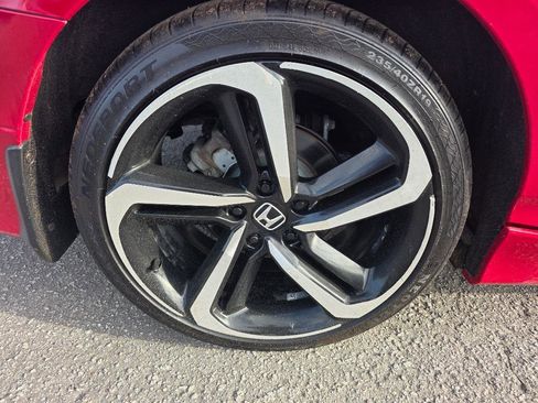 Used 2018 Honda Accord Sport image 19