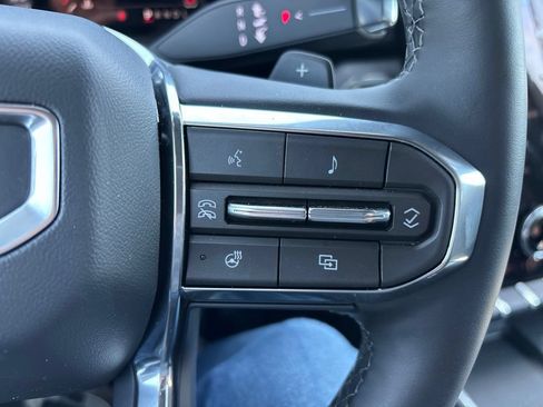 Used 2026 GMC Acadia Elevation w/ Black Edition FWD image 29