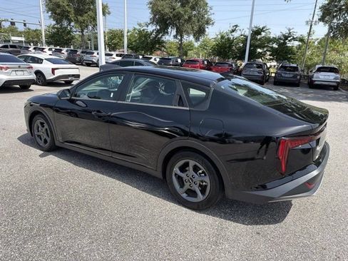 Used 2025 Kia K4 FWD image 4