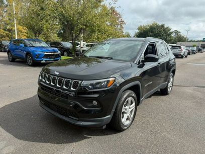 Used 2023 Jeep Compass Latitude w/ Convenience Group