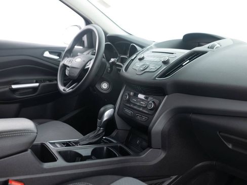 Used 2018 Ford Escape SE FWD image 29