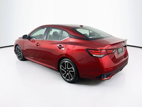 Used 2025 Nissan Sentra SR FWD image 5
