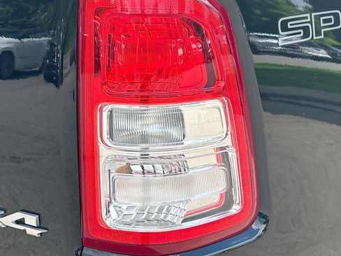 Used 2023 RAM 1500 Big Horn AWD/4WD image 11