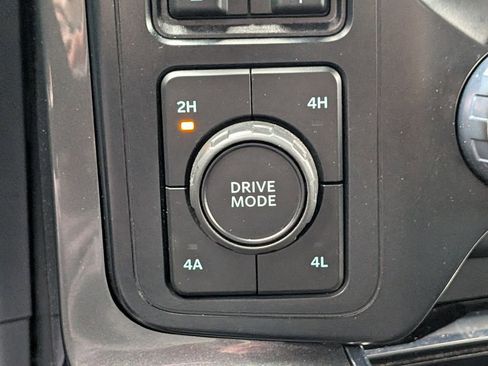 Used 2023 Ford F150 Lariat w/ Equipment Group 502A High image 27