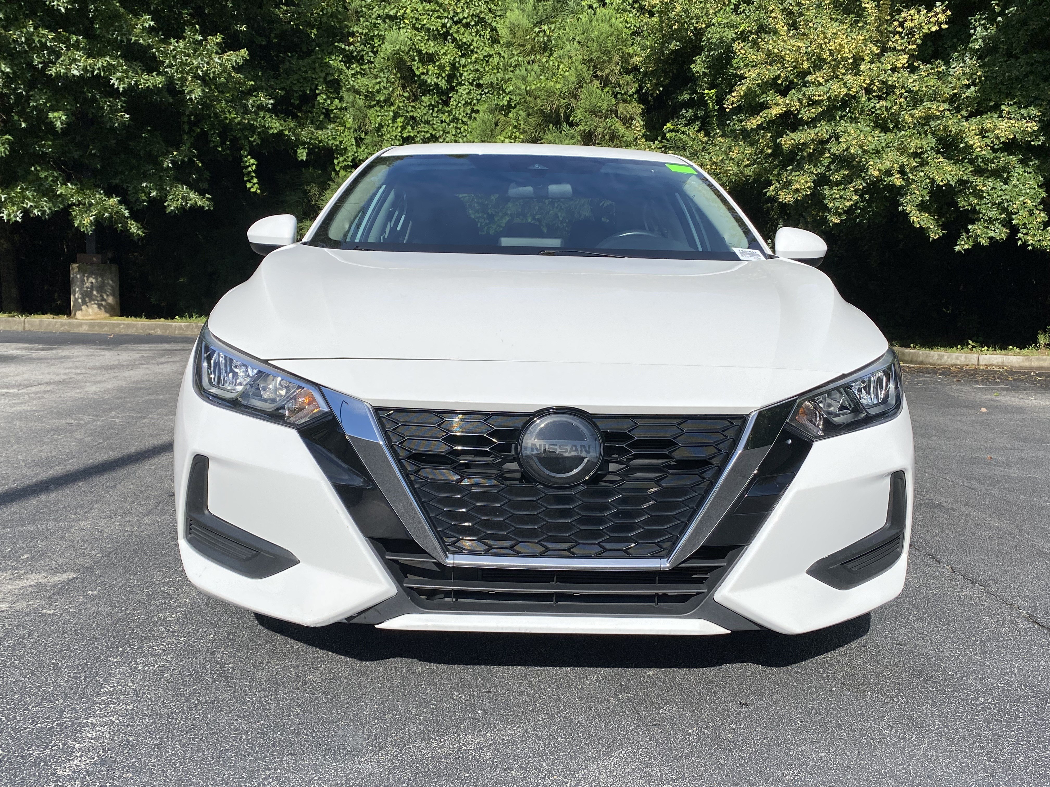 Used 2022 Nissan Sentra SV w/ Trunk Package FWD image 3