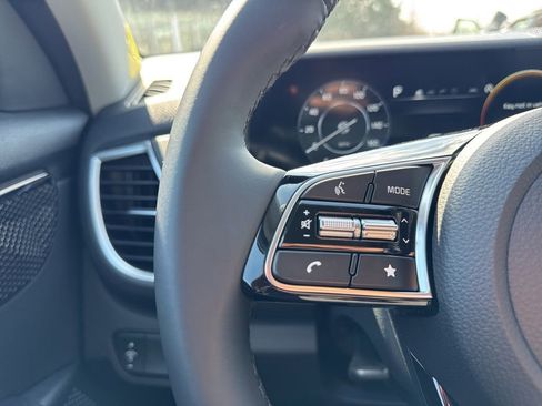 New 2026 Kia Seltos EX AWD/4WD image 16