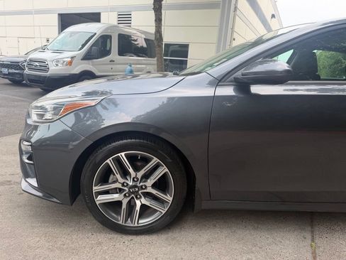 Used 2019 Kia Forte S w/ S Premium Package FWD image 8