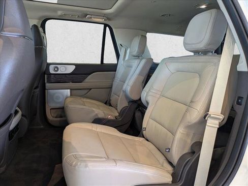 Used 2024 Lincoln Navigator Reserve AWD/4WD image 20