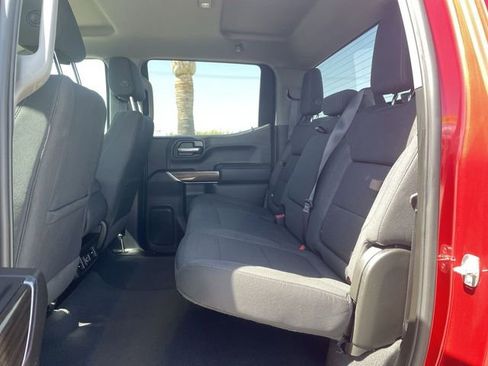 Used 2021 Chevrolet Silverado 1500 RST w/ Z71 Off-Road Package AWD/4WD image 24