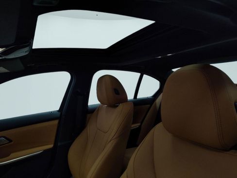 Used 2026 BMW 330i xDrive Sedan w/ M Sport Package image 14