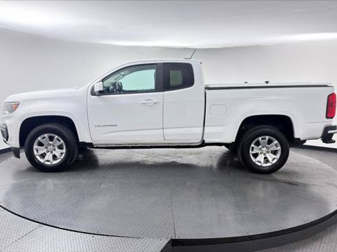 Used 2022 Chevrolet Colorado LT w/ Fleet Safety Package RWD image 3