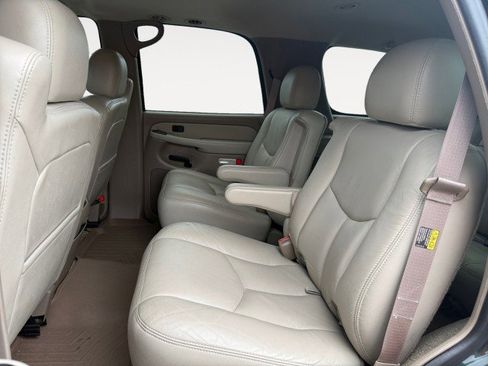 Used 2003 Chevrolet Tahoe LT RWD image 13