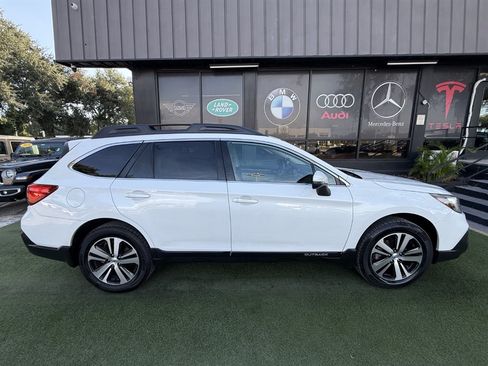 Used 2019 Subaru Outback 2.5i Limited w/ Popular Package #2 AWD/4WD image 8
