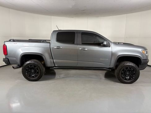 Used 2019 Chevrolet Colorado ZR2 image 11