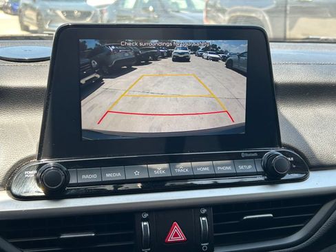 Used 2021 Kia Forte LXS FWD image 25