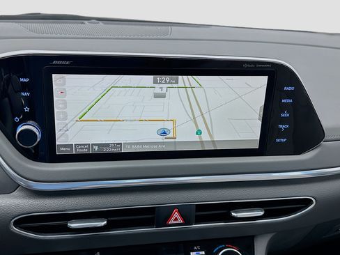 Used 2023 Hyundai Sonata Limited FWD image 9