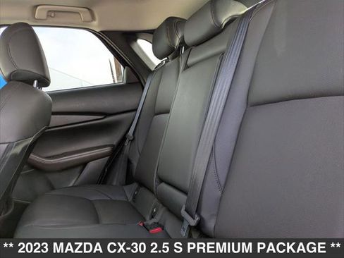 Used 2023 MAZDA CX-30 AWD 2.5 S w/ Premium Package image 19