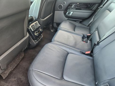 Used 2019 Land Rover Range Rover HSE image 29