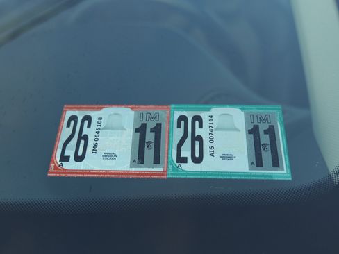 Used 2023 Genesis G70 2.0T image 63