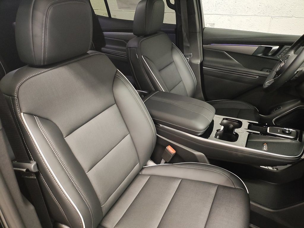 New 2026 Buick Enclave Preferred w/ Power Package FWD image 10