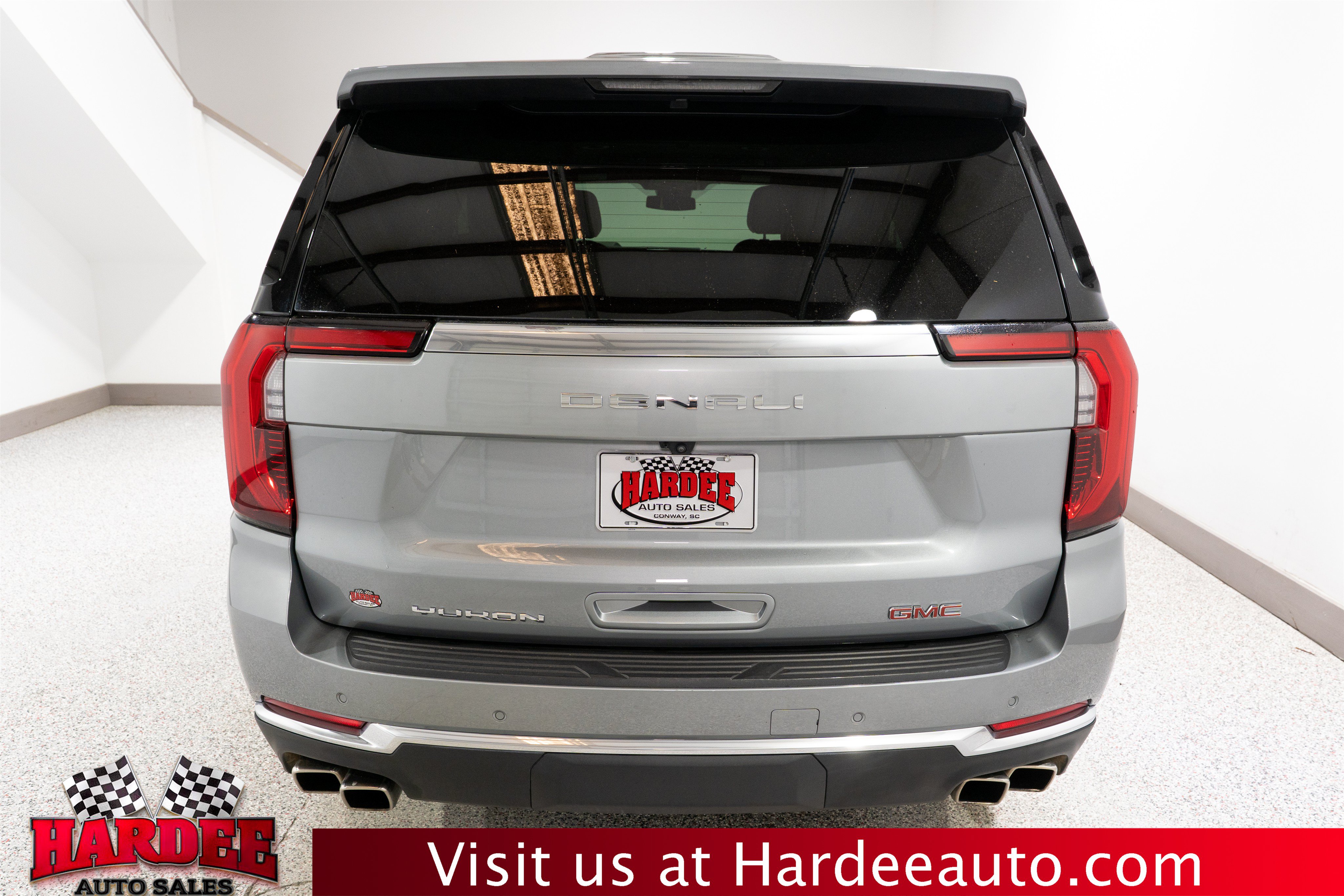 Used 2025 GMC Yukon Denali AWD/4WD image 4
