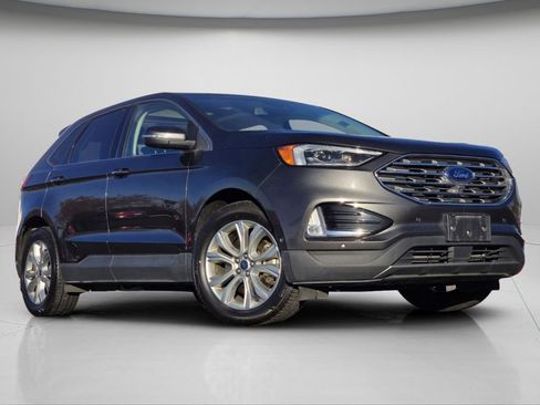 Used 2020 Ford Edge Titanium w/ Equipment Group 301A image 2