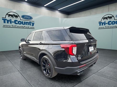 Used 2022 Ford Explorer ST w/ Equipment Group 401A image 5