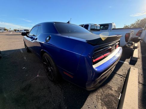 Used 2017 Dodge Challenger R/T Scat Pack RWD image 6
