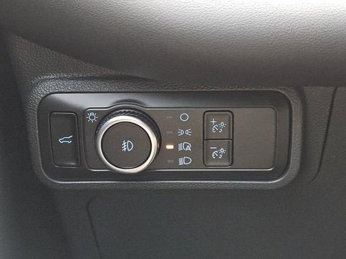 New 2026 Ford Explorer ST-Line w/ ST-Line Street Pack image 17