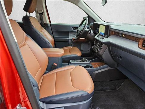 Used 2024 Ford Maverick Lariat AWD/4WD image 16