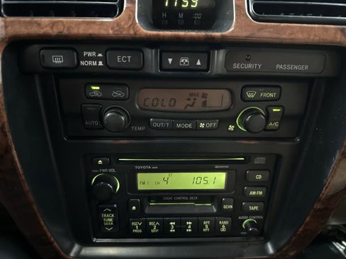 Used 1999 Toyota 4Runner Limited AWD/4WD image 27