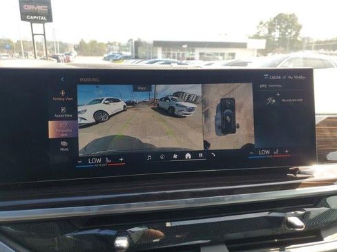 Used 2026 BMW X5 sDrive40i image 26