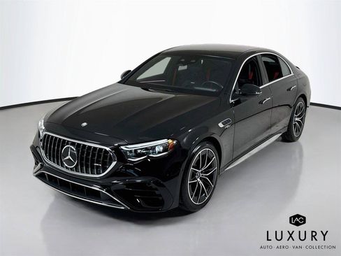 Used 2025 Mercedes-Benz E 53 AMG e 4MATIC Sedan image 4
