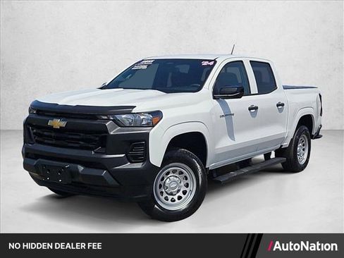 Used 2024 Chevrolet Colorado W/T w/ WT Convenience Package II RWD image 1