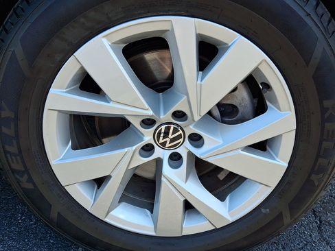 Used 2021 Volkswagen Atlas Cross Sport S FWD image 8