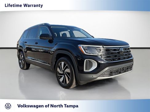 Used 2025 Volkswagen Atlas SEL image 1