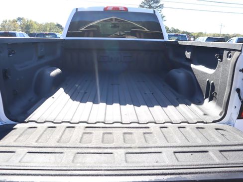 Used 2018 GMC Sierra 2500 SLT w/ Duramax Plus Package image 9