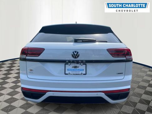Used 2023 Volkswagen Atlas Cross Sport SEL R-Line AWD/4WD image 5