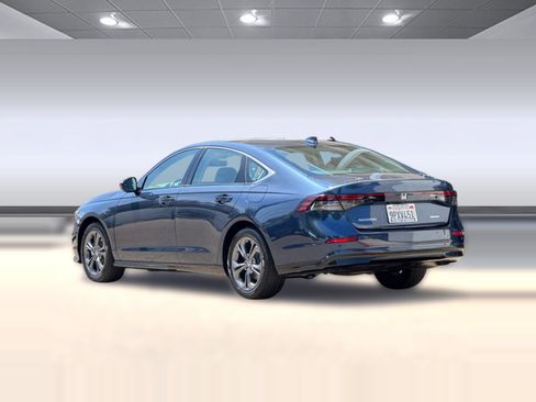 Certified 2025 Honda Accord EX-L image 3