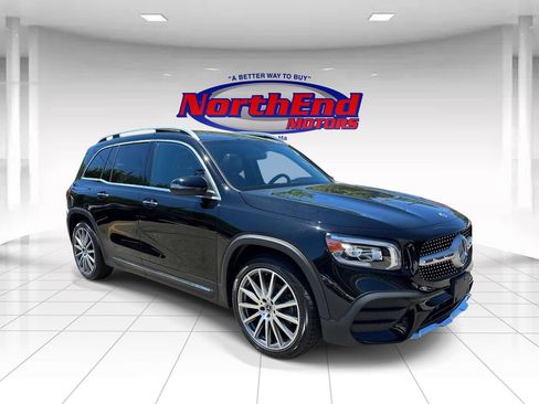 Used 2021 Mercedes-Benz GLB 250 4MATIC image 1