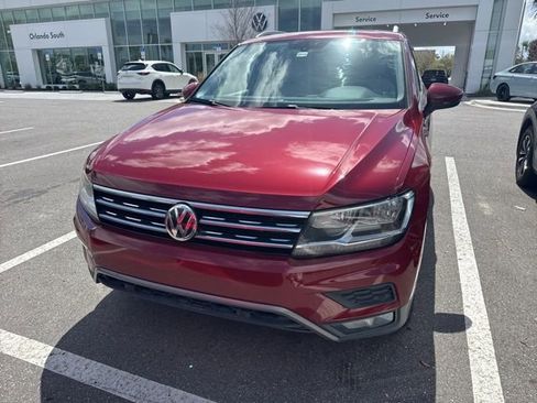 Used 2019 Volkswagen Tiguan SEL image 2