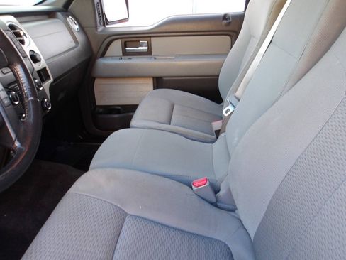 Used 2014 Ford F150 XLT w/ Equipment Group 302A Luxury AWD/4WD image 19